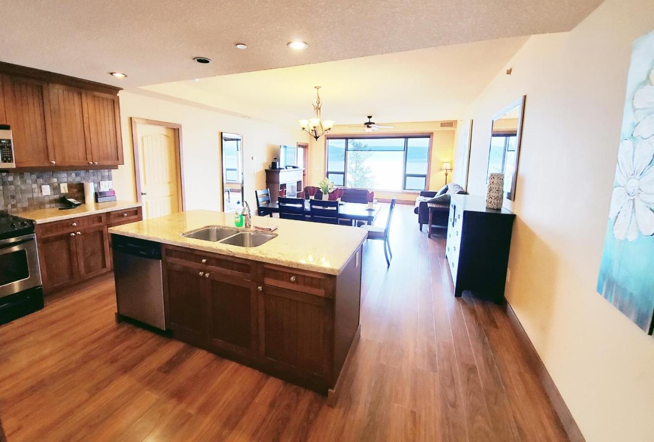 Cozystay Signature Lake Okanagan Resort Kelowna Zewnętrze zdjęcie