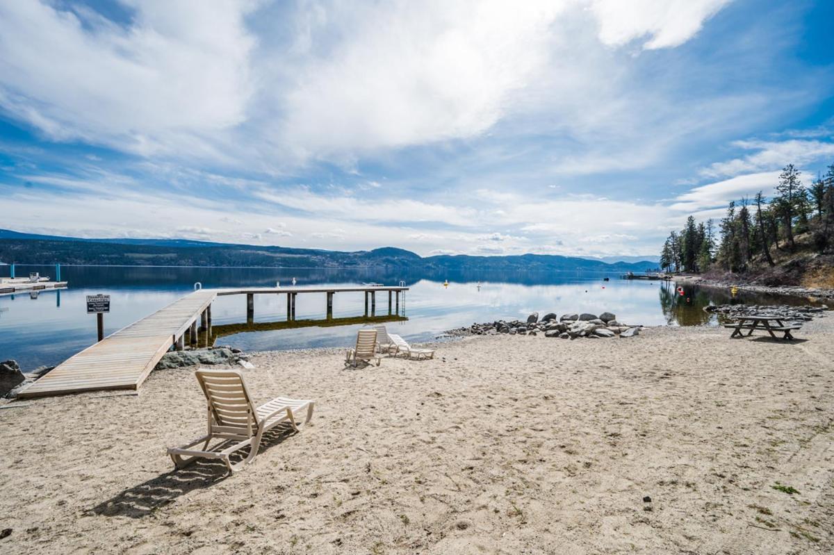 Cozystay Signature Lake Okanagan Resort Kelowna Zewnętrze zdjęcie