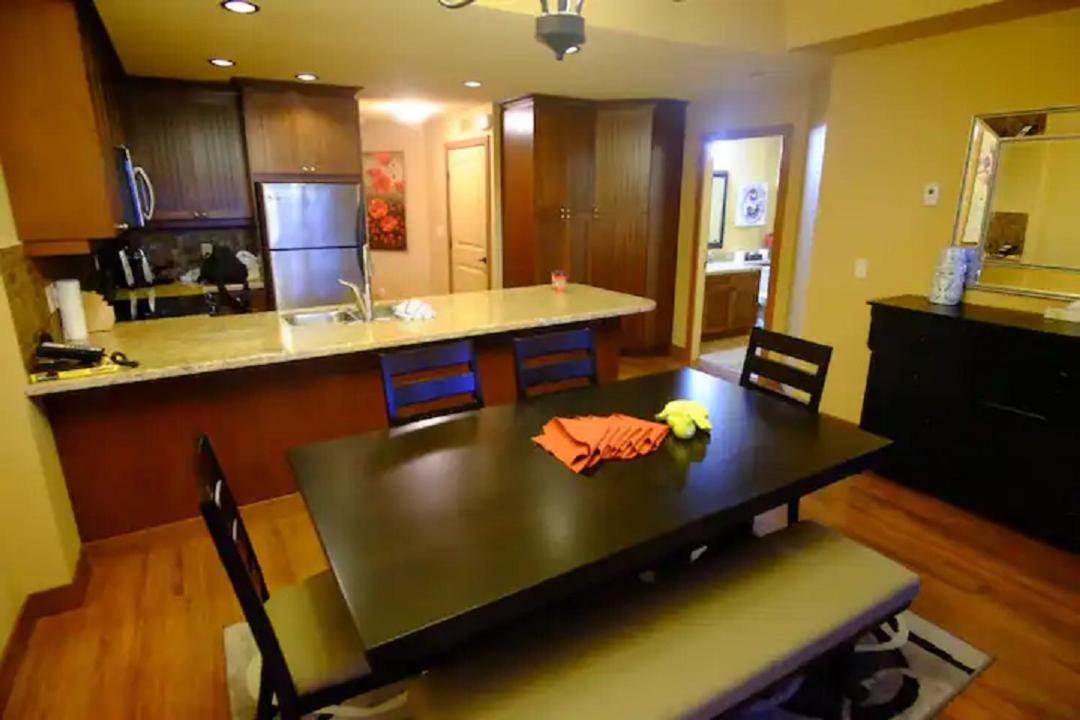 Cozystay Signature Lake Okanagan Resort Kelowna Zewnętrze zdjęcie