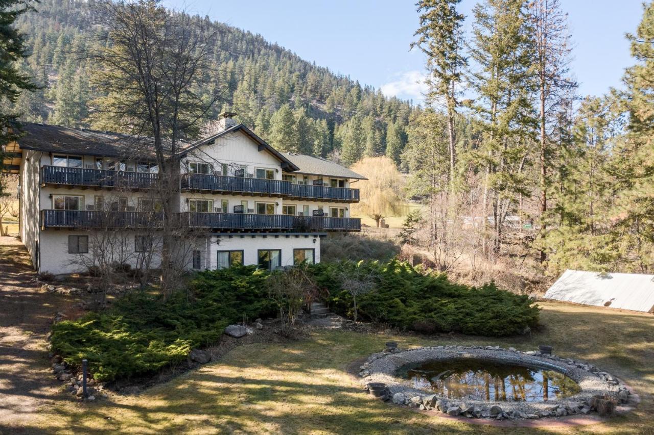 Cozystay Signature Lake Okanagan Resort Kelowna Zewnętrze zdjęcie